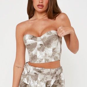NEVER WORN / Luxe to Kill Pixelated Camo Print Corset Top

Size UK 10/US 6